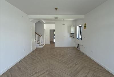 Casă cu 4 camere cu Teren 360 Mp în Dumbrăvița - 9