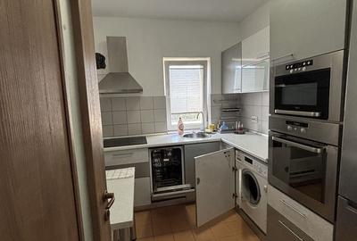 Apartament cu 2 camere decomandat în Roșu