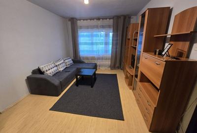 Apartament cu 2 camere semidecomandat, mobilat în Complex Studențesc - 1
