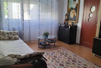 Apartament cu 2 camere nedecomandat în Central