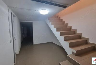 Casă cu Teren 340 Mp în Central - 2