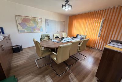 Apartament cu 2 camere decomandat în 13 Septembrie