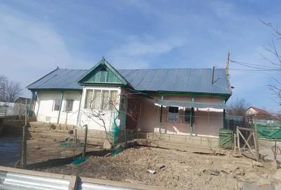 Casă cu 1 camere cu Teren 2600 Mp în Central - 4