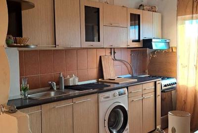 Apartament cu 2 camere semidecomandat în Central - 1