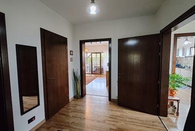 Casă individuală cu 3 camere cu Canalizare în Central - 12