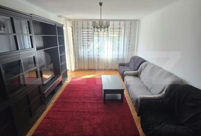 Apartament cu 4 camere decomandat, mobilat în Central
