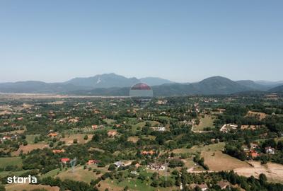 Teren de 3000 mp, în Bran