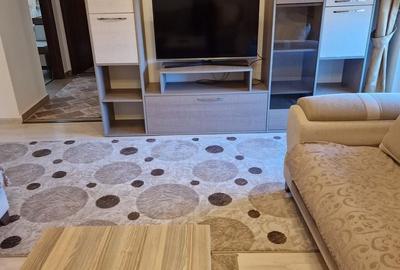 Apartament cu 3 camere decomandat în Km 5 - 10