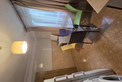 Garsonieră decomandată în Între Lacuri - 3