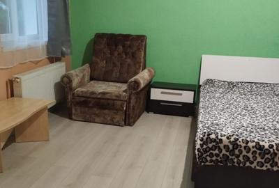 Garsonieră decomandată în Brăhășești - 5