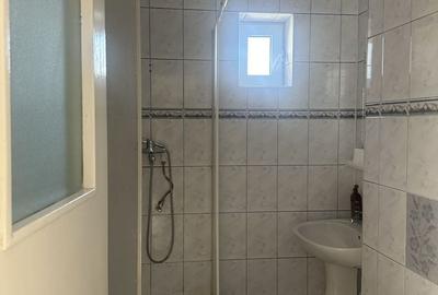 Apartament cu 3 camere în Central - 2