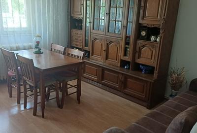 Apartament cu 3 camere decomandat în Central - 1