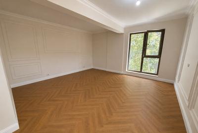 Apartament cu 4 camere decomandat în Aviației - 3