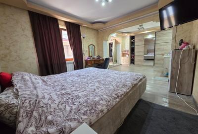 Casă cu 5 camere cu Teren 287 Mp în Piața Nouă - 7