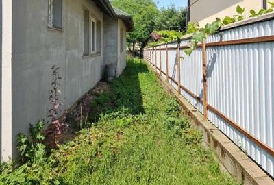 Casă cu 4 camere în Central - 1