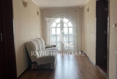Casă cu 6 camere cu Teren 1259 Mp în Podgoria - 1