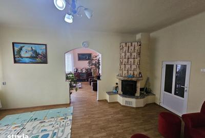 Casă cu 4 camere cu Teren 80 Mp în Baciu - 1