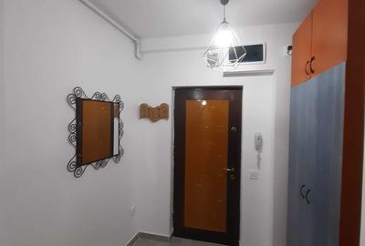 Apartament cu 2 camere semidecomandat în Militari