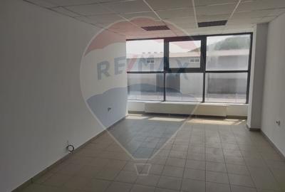 Spațiu comercial, de 445 mp, în Orașul de Jos - 6