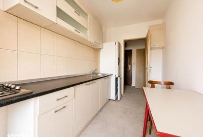 Apartament cu 3 camere decomandat în Valea Cetății