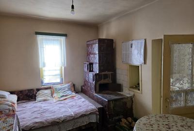 Casă cu 4 camere în Soreni