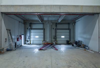 Spațiu industrial, de 27 mp, în Exterior Est - 7