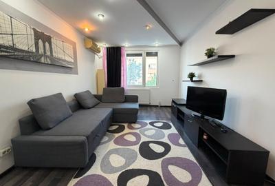 Apartament cu 2 camere decomandat în 1 Decembrie 1918