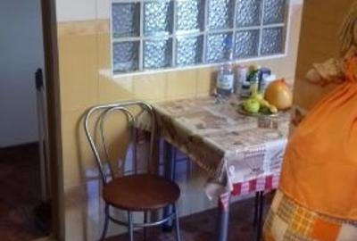 Apartament cu 4 camere decomandat în P-ța Victoriei - 7