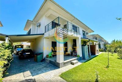 Duplex cu 4 camere cu Canalizare în Central