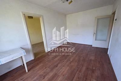 Apartament cu 3 camere nedecomandat în Govândari