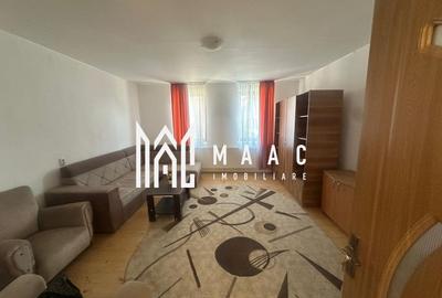 Casă individuală cu 4 camere cu Canalizare în Central - 1