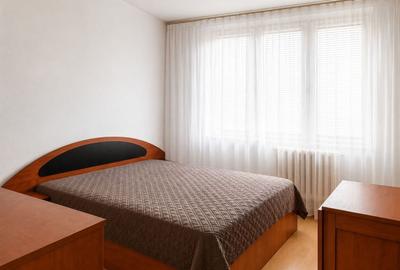 Apartament cu 2 camere decomandat în Drumul Taberei