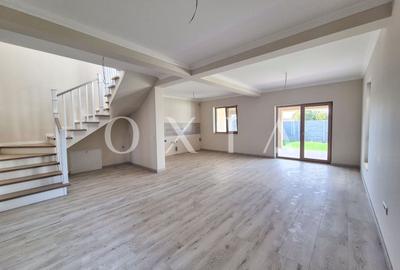 Duplex cu 5 camere cu Canalizare în Giroc