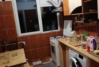 Apartament cu 2 camere semidecomandat în Drumul Taberei