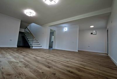 Casă individuală cu 4 camere cu Canalizare în Mărăcineni - 13