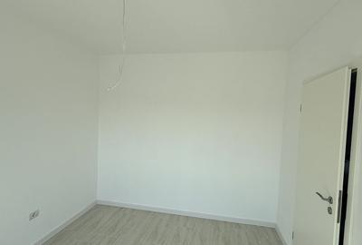 Casă cu 3 camere cu Teren 300 Mp în Moșnița Nouă