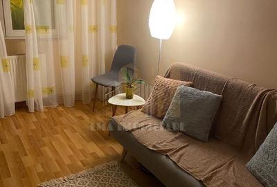 Apartament cu 3 camere decomandat în Central - 1