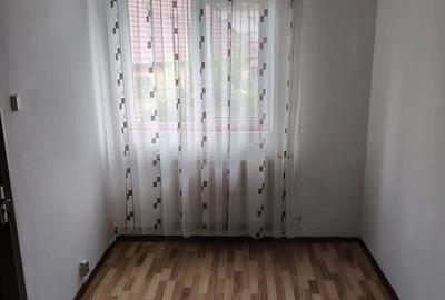 Apartament cu 2 camere semidecomandat în Peștera (Petroșani)