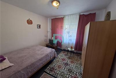 Apartament cu 3 camere decomandat în Județean - 3
