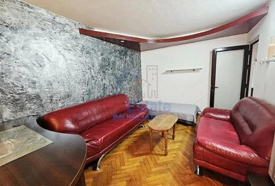Apartament cu 3 camere decomandat în Filiași