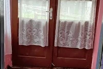 Casă cu 3 camere în Recea - 2