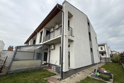 Duplex cu 4 camere cu Canalizare în Popas Păcurari - 1