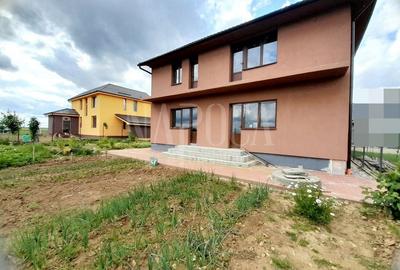 Casă individuală cu 7 camere cu Garaj în Iosia - 10