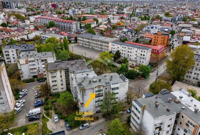 Garsonieră decomandată, mobilată în Universitate - 12
