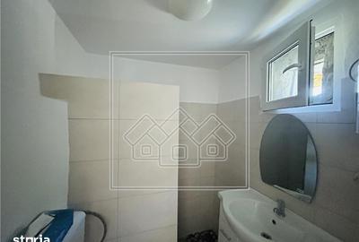 Casă cu 4 camere cu Teren 626 Mp în Central - 18