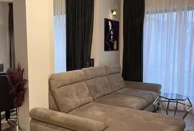 Apartament cu 2 camere decomandat în Roșu
