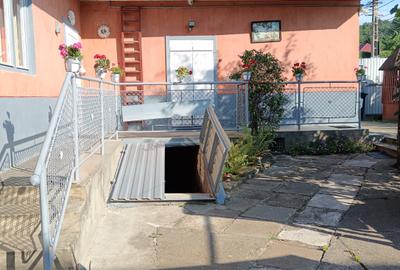 Casă cu 2 camere cu Canalizare în Sângeorgiu de Mureș