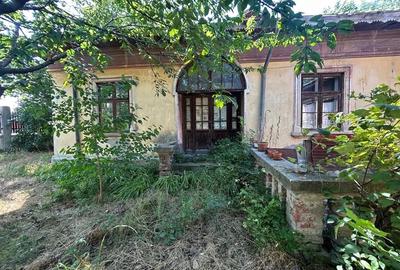Casă cu 4 camere cu Teren 2131 Mp în Bulbucata