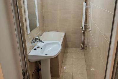 Apartament cu 2 camere semidecomandat în Mihai Bravu