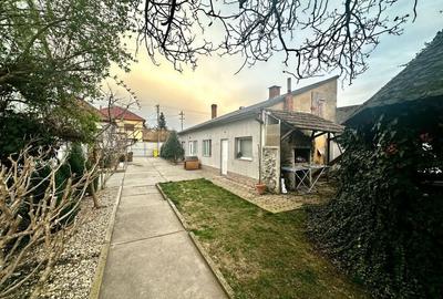 Casă individuală cu 6 camere cu Canalizare în Aradul Nou - 12